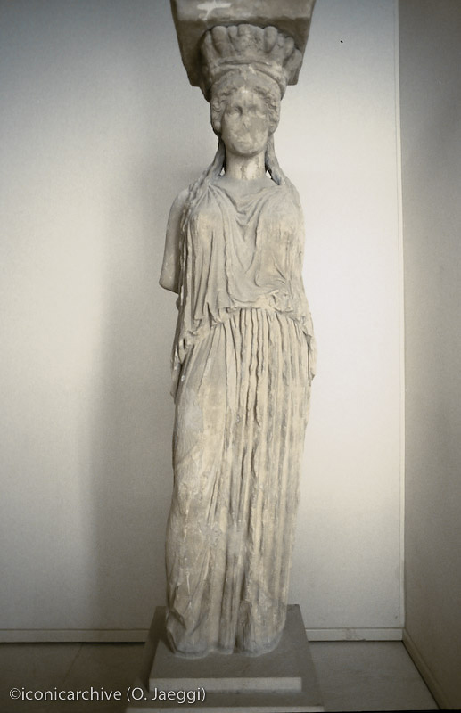 Acropolis_Museum_1989-15.jpg