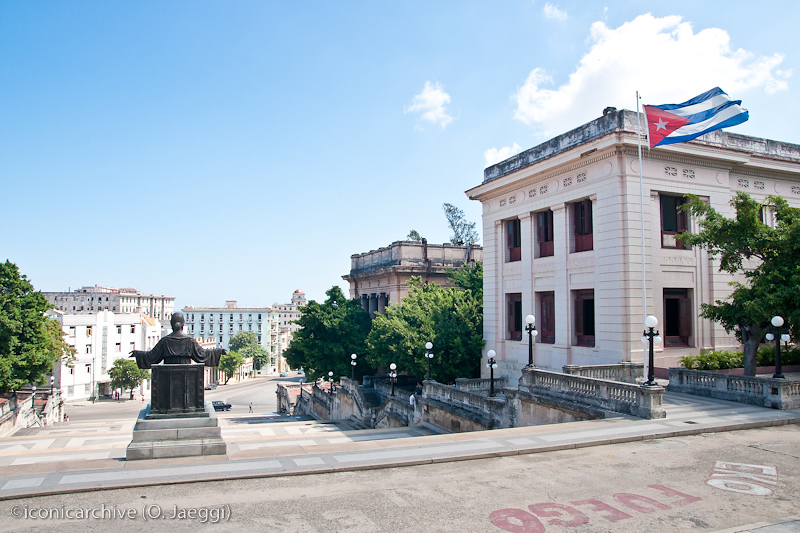 Havana_Universidad-40.jpg